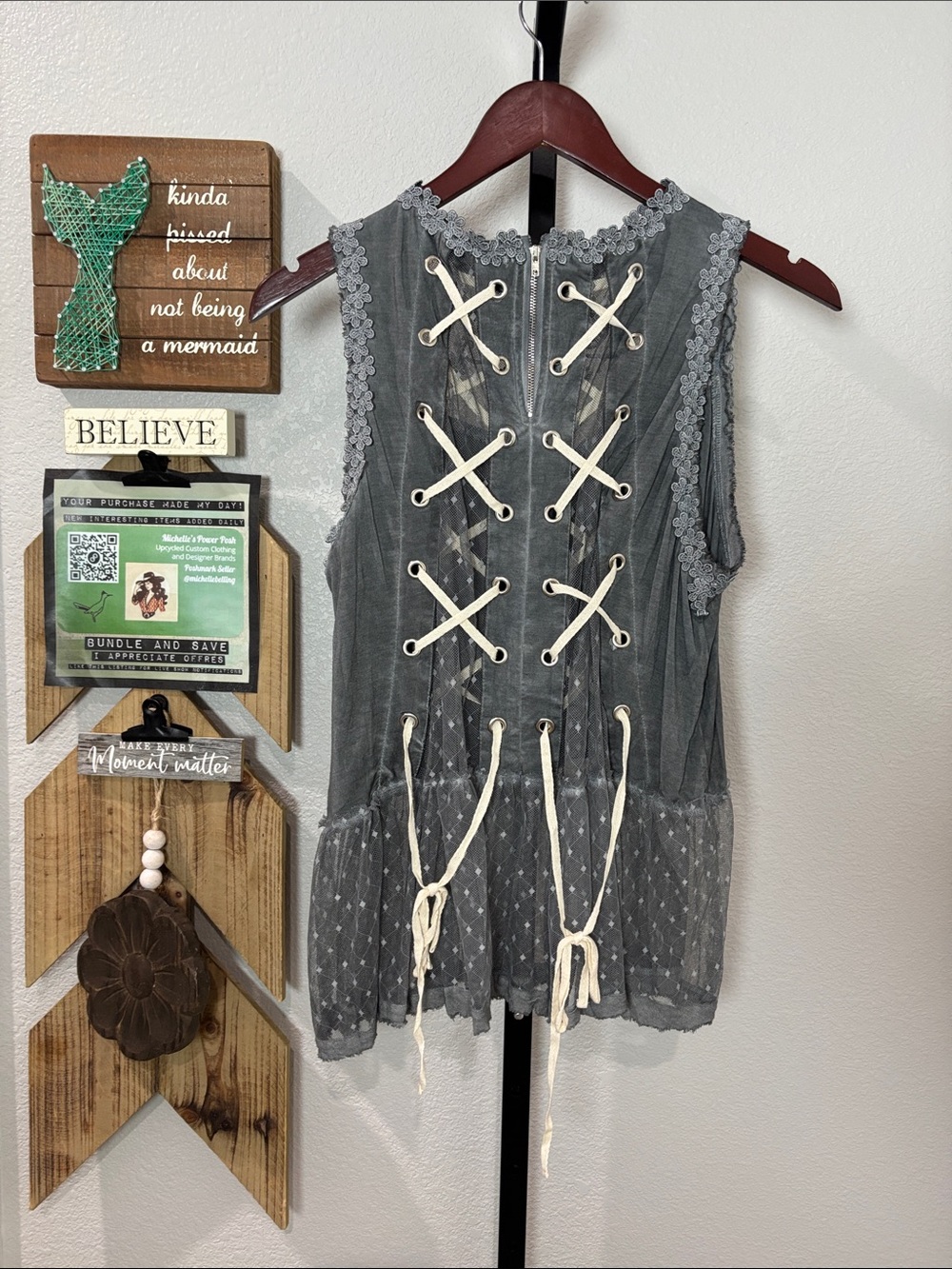 POL Gray Sleeveless Lace-Up Mesh Peplum Top 20-23pp 24L luxury softness beauty!